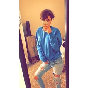 Blue champion sweatshirt 💍